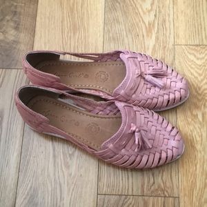 Agave Girl Leather huaraches, Made in Mexico, NWOT, Size 7 excellent condition.